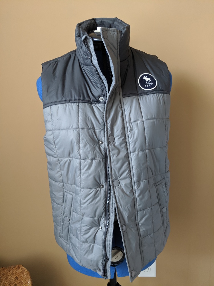 Abercrombie & Fitch Kids Puffer Vest